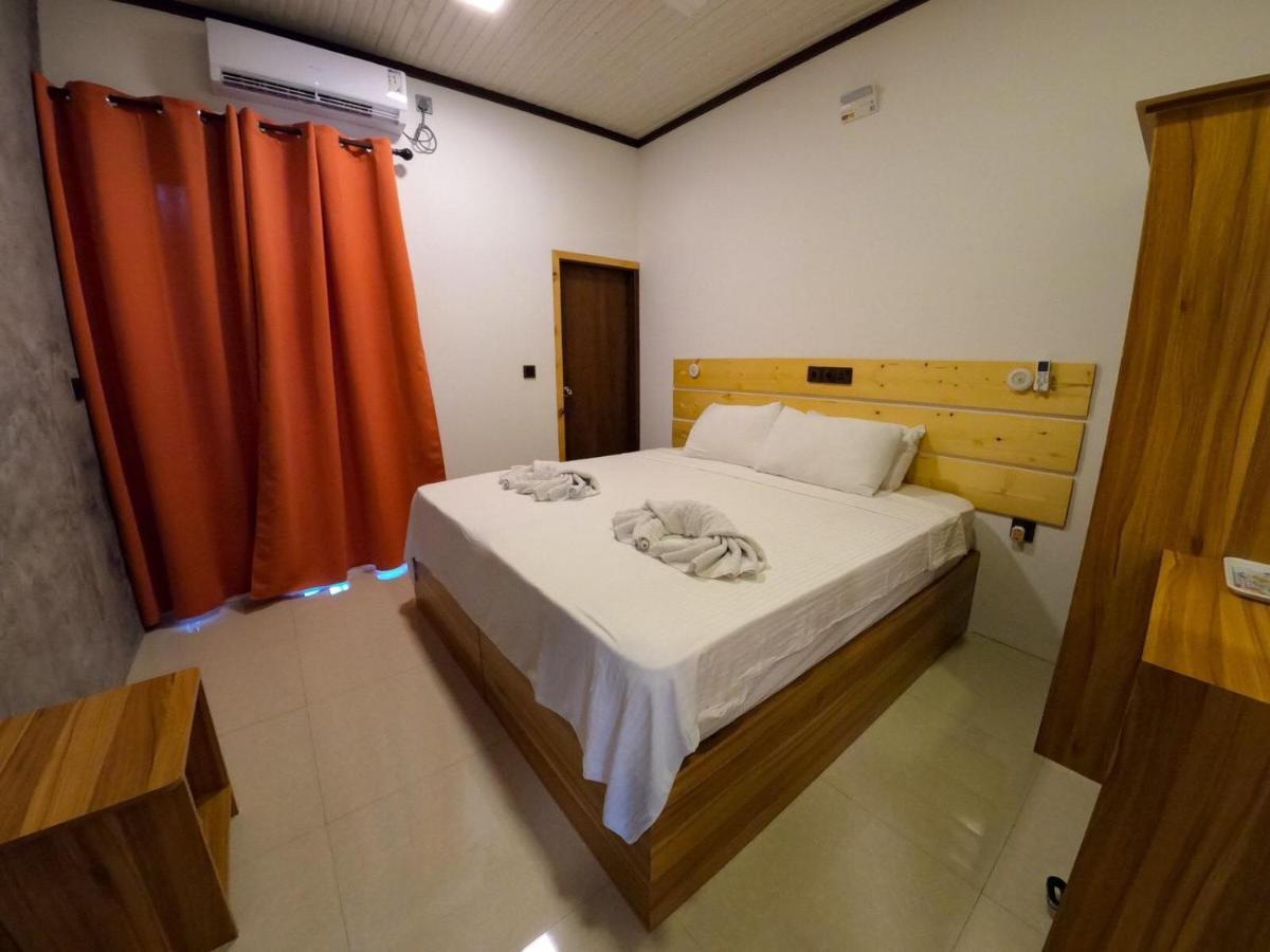 Huvan Inn Fulidhoo Exterior foto