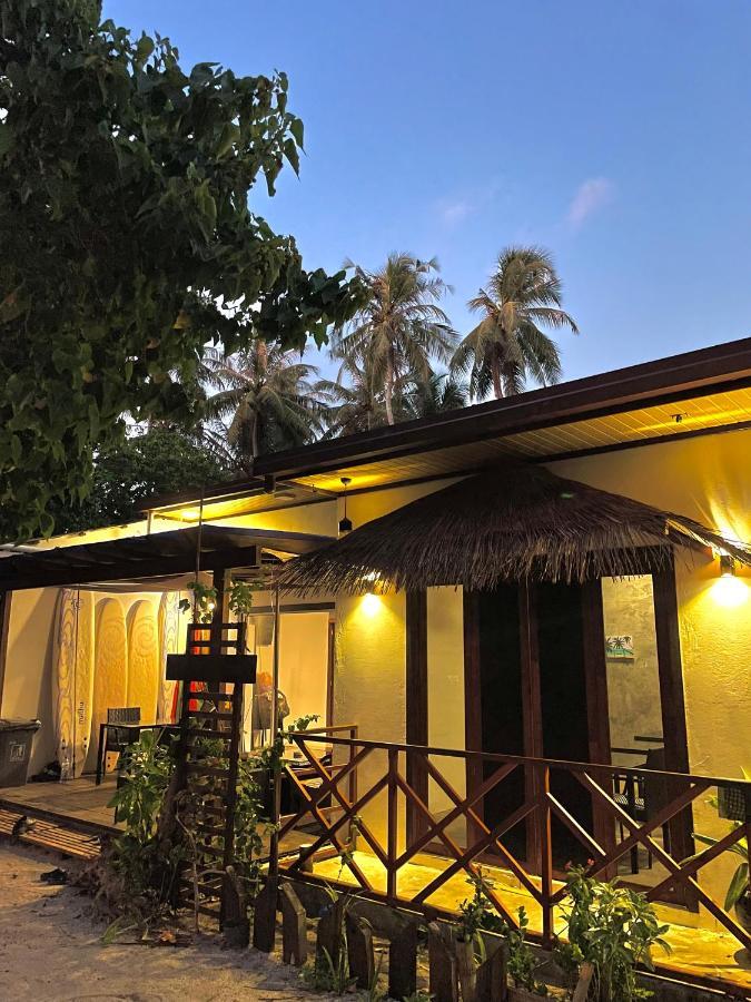 Huvan Inn Fulidhoo Exterior foto