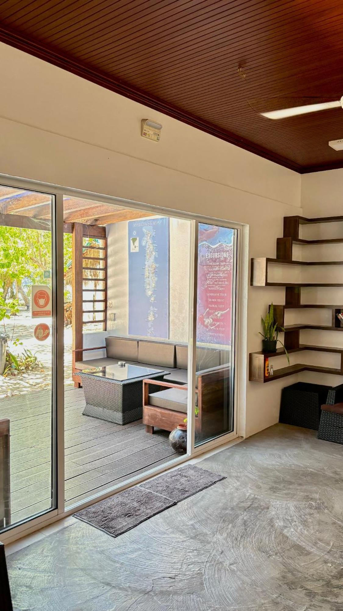 Huvan Inn Fulidhoo Exterior foto
